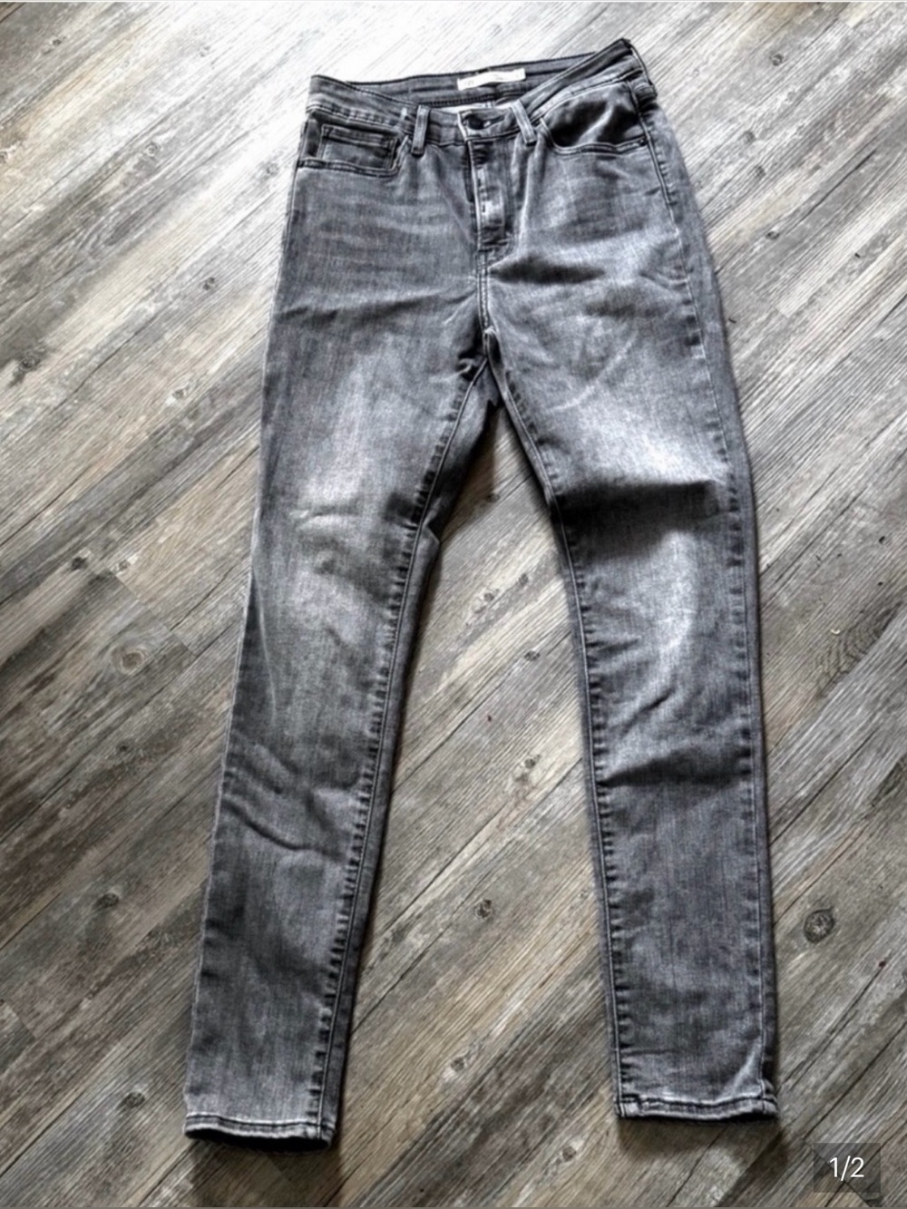 Levi’s gray high rise skinny jeans size 27